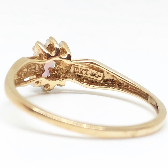 ❤️SOLD❤️ 10k Yellow Gold Genuine Opal Halo Ring - Picture 4 of 8